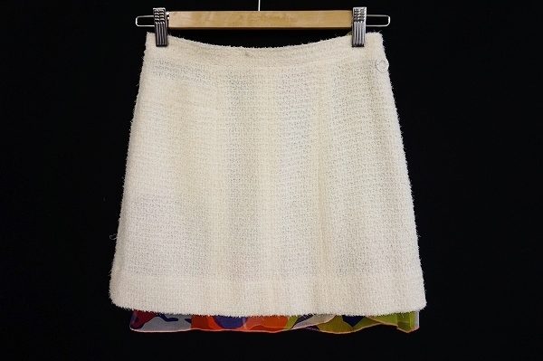 シャネルといえばツイード！シャネルツイードスカートを買取しました