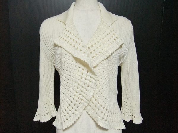 通気性のよい麻でスッキリ着られる！ラピーヌブランシェカーディガンを買取しました