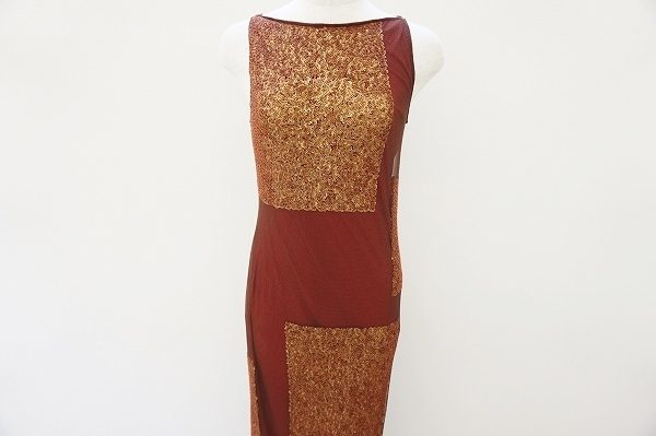 煌びやかなスパンコールが目を惹く！ヴィヴィアンタムのドレスを買取しました