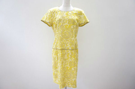 レモンのようなイエローでほんわかとした印象に！ジュンアシダのワンピースをお売りいただきました