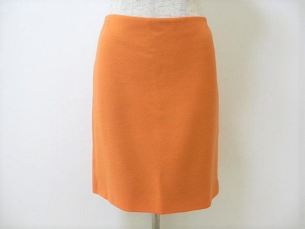 ビタミンカラーで元気をチャージ！ドルチェ＆ガッバーナのスカートを買取しました