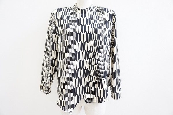 まるで袴を着ているような気分になれる！詩仙堂のトップスを買取しました