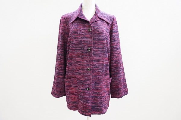 格の高いお色味パープルでエレガントな雰囲気に!斉藤都世子のニットジャケットを買取しました