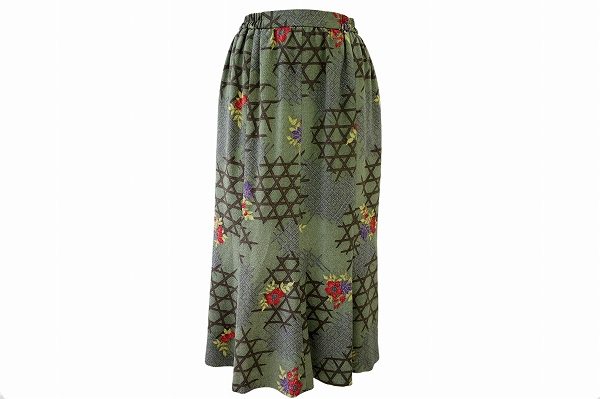 Tシャツやブラウスにも！深みがある印象に仕上がります 詩仙堂のスカートをお売りいただきました