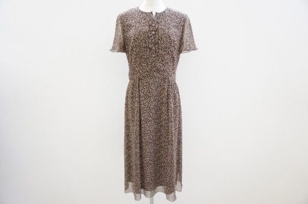 ブラウン×フリルが大人カワイイ印象に！レリアンのワンピースをお売りいただきました