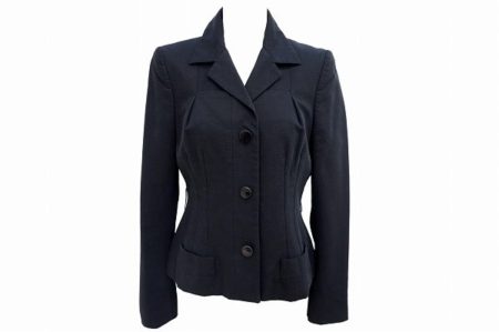 ボタンを開けても留めても使える！グッチのジャケットを買取しました