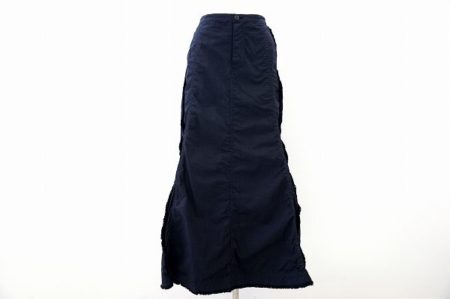 困ったときはブラックスカートが使える！イッセイミヤケハートのスカートを買取しました