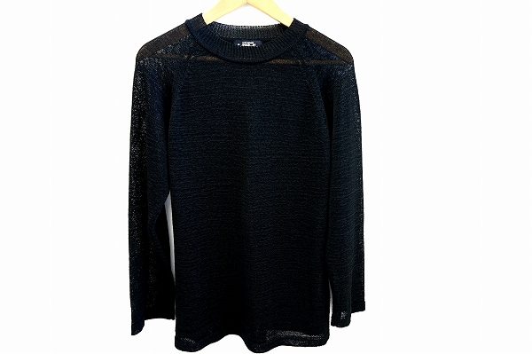 シンプルイズベスト！ワードローブにも便利です イッセイミヤケ ペルマネンテ のカットソーを買取しました