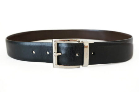 シンプルかつスマートな印象に様変わり！プラダのレザーベルトを買取しました