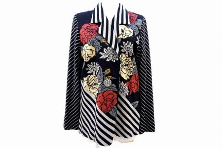 花束を連想させるゴージャスなジャケット！斉藤都世子のニットジャケットを買取しました