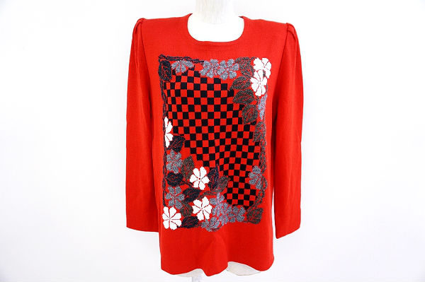 日本の美を感じさせる洋服で和風な雰囲気を演出！斉藤都世子のカットソーをお売りいただきました