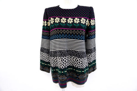 バランスよい絵柄で品格が漂う！斉藤都世子のカットソーをお売りいただきました