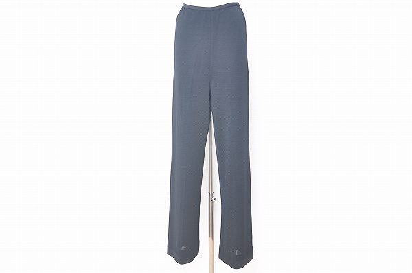 ウエストゴムタイプでスタイリッシュに着られる!ジョルジオアルマーニのパンツをお売りいただきました