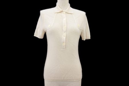 エレガントな襟元で品のよさが際立つ！セリーヌのニットを買取しました