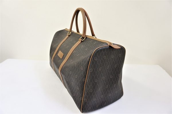 楽しみな旅行はバッグから気合を入れましょう！クリスチャンディオールのボストンバッグを買取しました