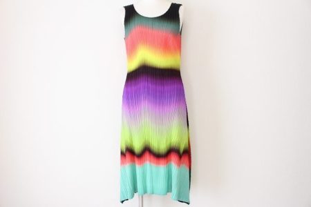 衣替えで出てきた不用なお洋服を一気に出張買取いたしました