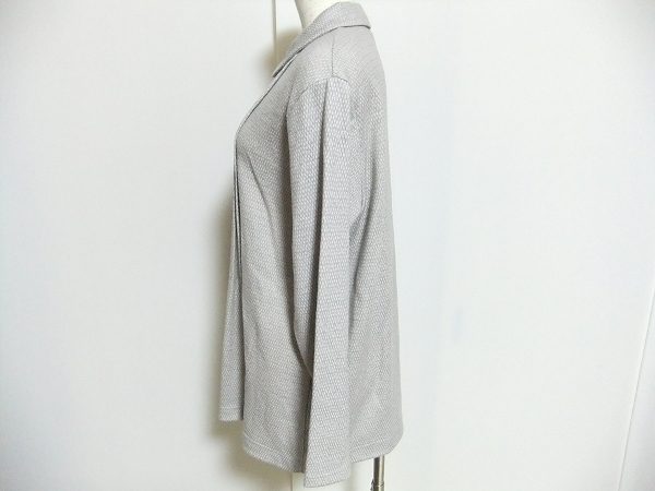 シンプルで控えめさが活用シーンを広げてくれます！儀右エ門 のチュニックを買取しました