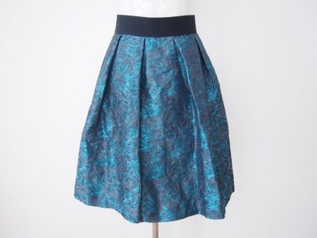 クールでありながらどこか華やぐ1着！プチメゾンスコットクラブのスカートを買取しました