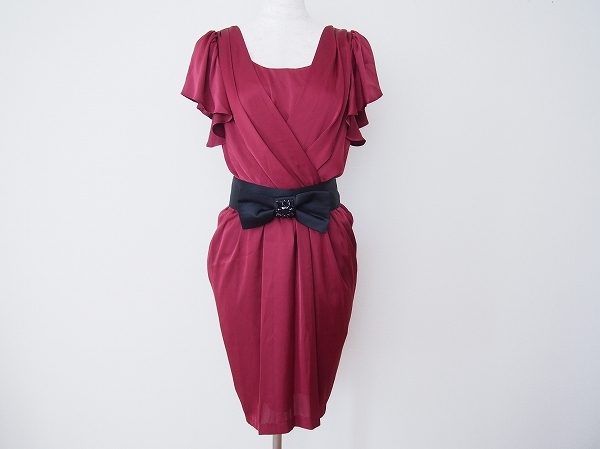 顔映りも綺麗に映るグランターブルスコットクラブのワンピースを買取しました