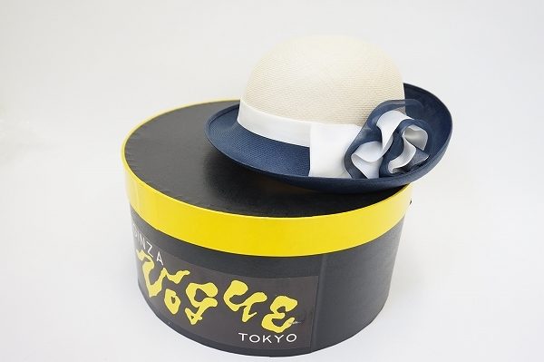 上品な麦わら帽子が新鮮!銀座ヴォーグの帽子を買取しました