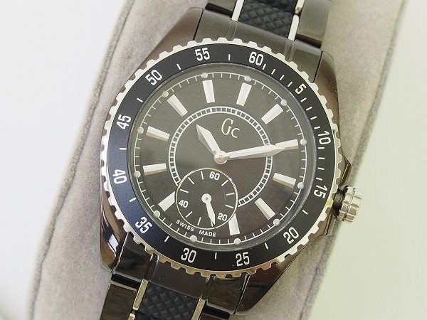 細かく時間が確認できる嬉しいアイテム!ジーシーゲスコレクションの腕時計を買取しました