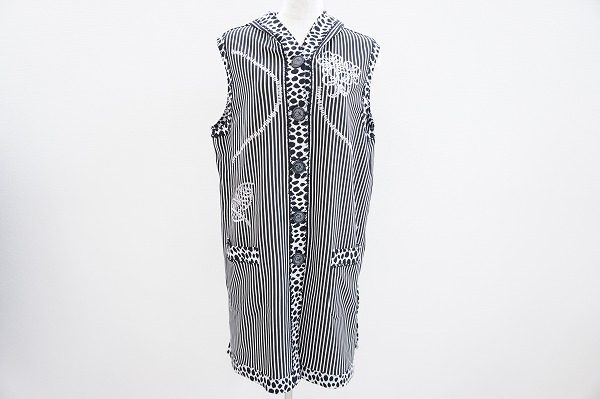 どんなコーディネートにも羽織るだけで様になる！伊太利屋のジレを買取しました