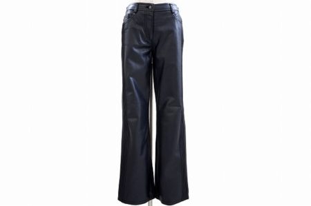 レザー調パンツでかっこよく決められます！伊太利屋のレザー風パンツを買取しました