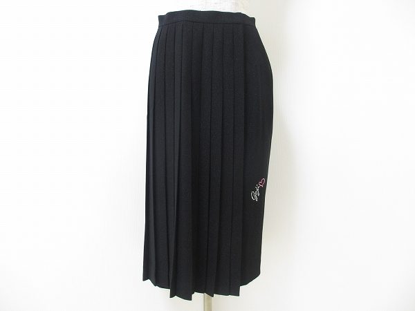 ウエスト部分にメリハリある印象を！伊太利屋の巻きスカートをお売りいただきました