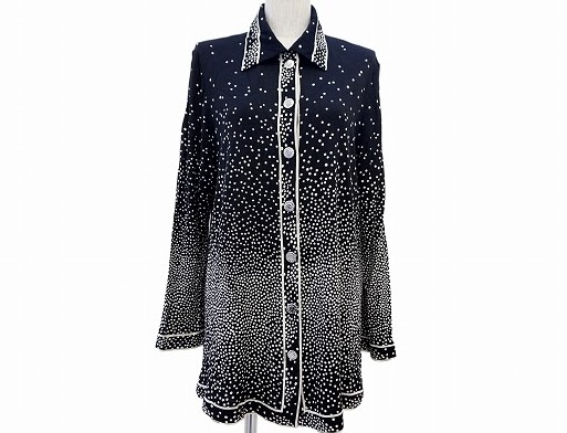 ピンドットのグラデーションが幻想的なブラウス！レオナール