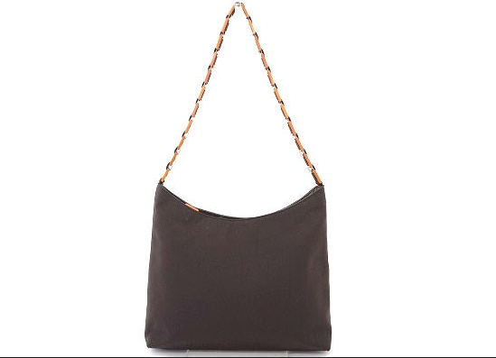 落ち着いた大人の雰囲気！フェラガモのワンショルダーバッグ