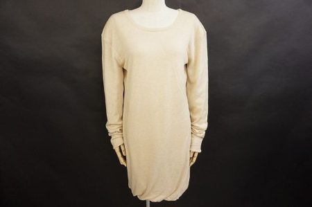 ウール混素材で暖かさにも期待できます！メドモアゼル のロングカットソーをお売りいただきました