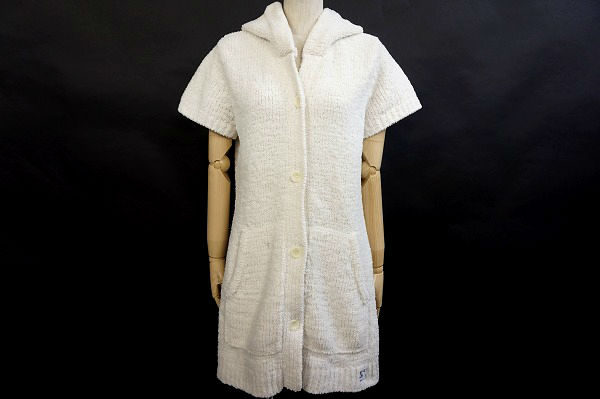 お部屋の中でも可愛くリラックスしたい!カシウエアのカーディガンをお売りいただきました