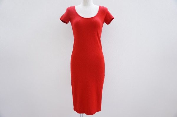 パワーをもらえる華やかレッドが注目ポイント！ラルフローレンのワンピースをお売りいただきました