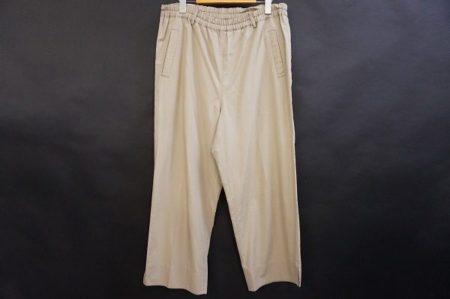 ラフなパンツでカジュアルに決まる！ヤッコマリカルドのパンツをお売りいただきました