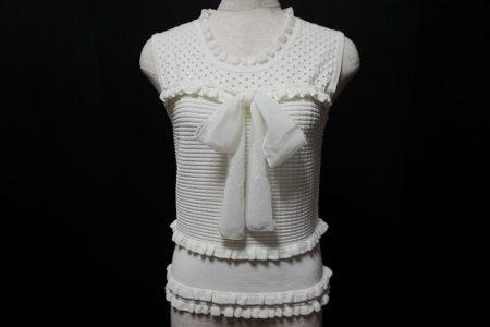 上質なリボンが女性らしさを強調！トゥービーシックのリボンカットソーをお売りいただきました