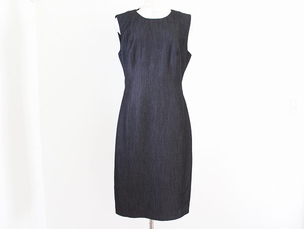 着回し力が期待できるエース級です!カルバン・クライン ワンピースをお売りいただきました