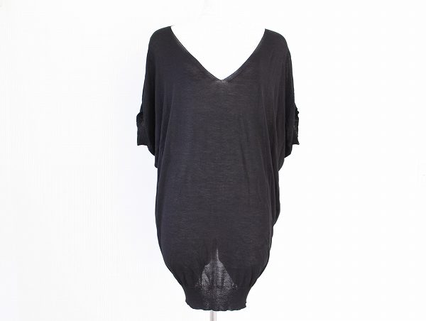 シンプルで使いやすいのが嬉しい！モガのカットソーをお売りいただきました