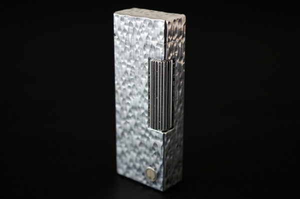 高級感溢れるアイテムです!ダンヒルのシルバー ライターをお売りいただきました