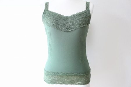 清楚な雰囲気でしっとりした女性に！ノコオーノのキャミソールをお売りいただきました