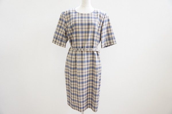 メリハリさもプラスできるベルト付き！ダックスのワンピースをお売りいただきました