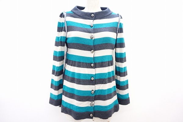 元気をもらえる明るい絵柄が注目ポイント！モスキーノのアンサンブルをお売りいただきました