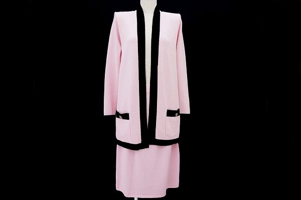 ピンク×ブラックの組み合わせが柔らかくもクールになる！セントジョンのセットアップをお売りいただきました