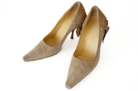 スマートな雰囲気を演出してくれます！ミュウミュウのパンプスをお売りいただきました