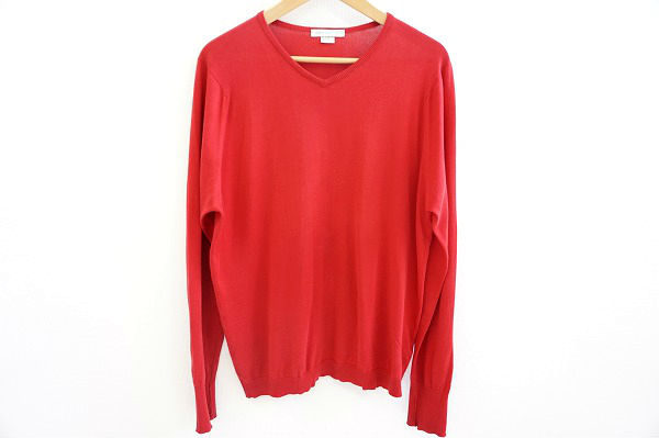 顔色もパッと明るくしてくれます！ジョンスメドレー メンズ セーターを買取しました