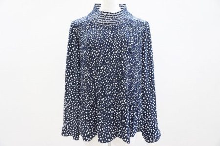 首元のデザインが注目ポイント！ラピーヌ ルージュ シャツブラウスをお売りいただきました