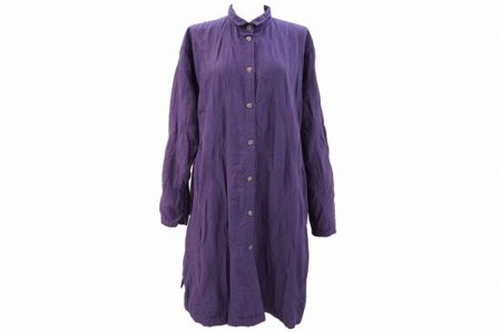 どこか高級感あるパープルで品よく決める！ヤッコマリカルドの薄手コートをお売りいただきました