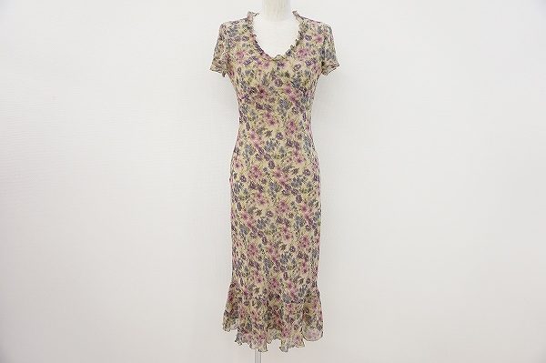 スキマ時間での買取に！ローラアシュレイのワンピースを宅配買取いたしました