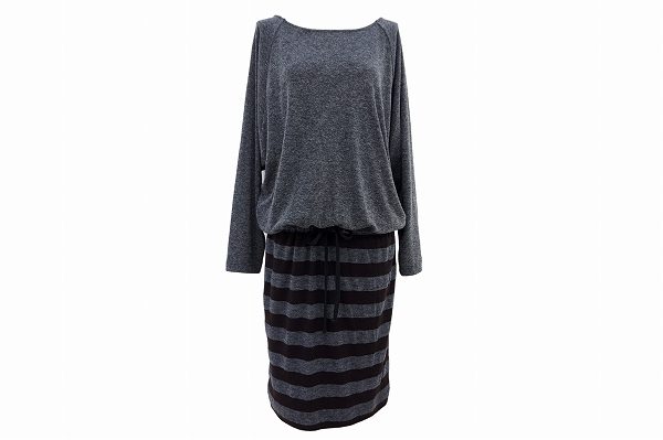 切り替えワンピースが嬉しい！ジュンコシマダのワンピースをお売りいただきました