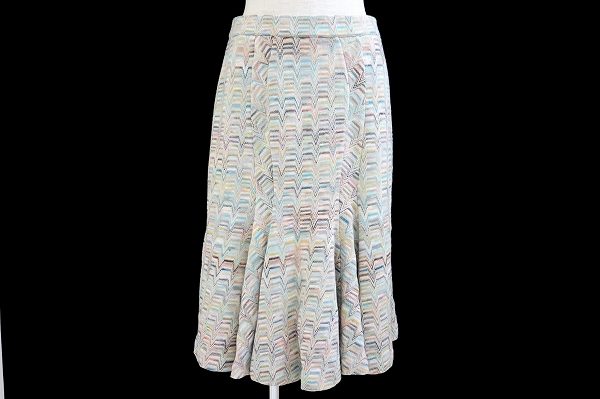 印象的な柄にミッソーニらしさが満載！ミッソーニのスカートをお売りいただきました