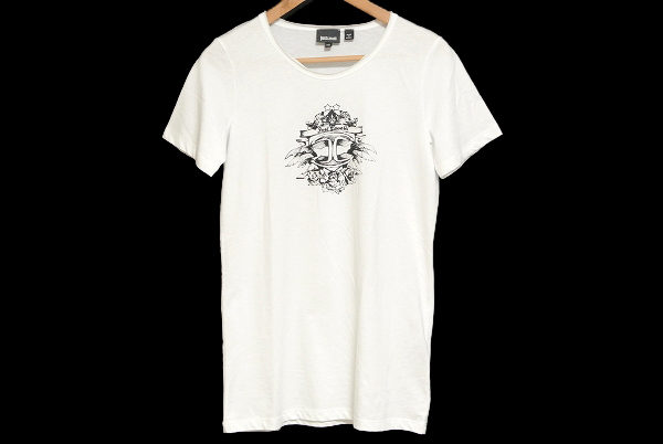 ホワイト×ブラックのコントラスト具合が絶妙！ジャストカヴァリ Tシャツをお売りいただきました